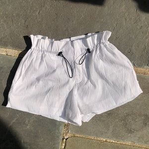 LF DRAWSTRING WINDBREAKER SHORTS